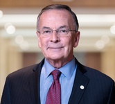 Greg Valliere